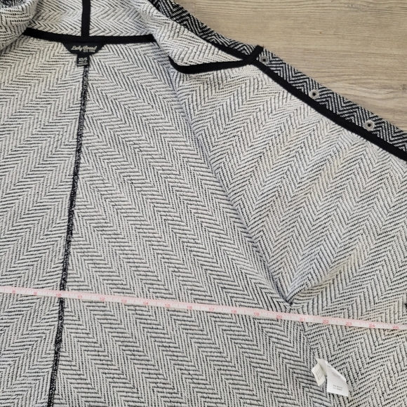 Lucky Brand Gray Herringbone Hooded Poncho Size XS/S - Picture 5 of 9